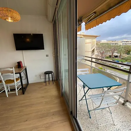 Lovely 4-person - Pool And Sea *