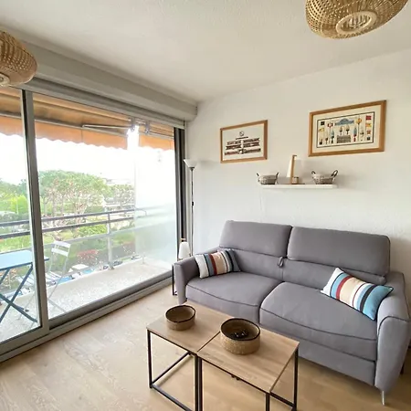 Lovely 4-person - Pool And Sea Apartment